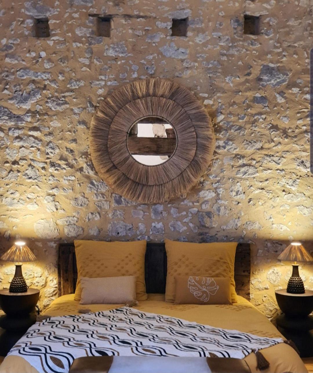 לינה וארוחת בוקר Issigeac La Casa Nomade מראה חיצוני תמונה